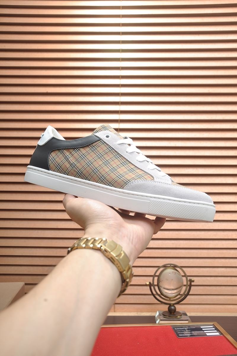 Burberry Low Shoes